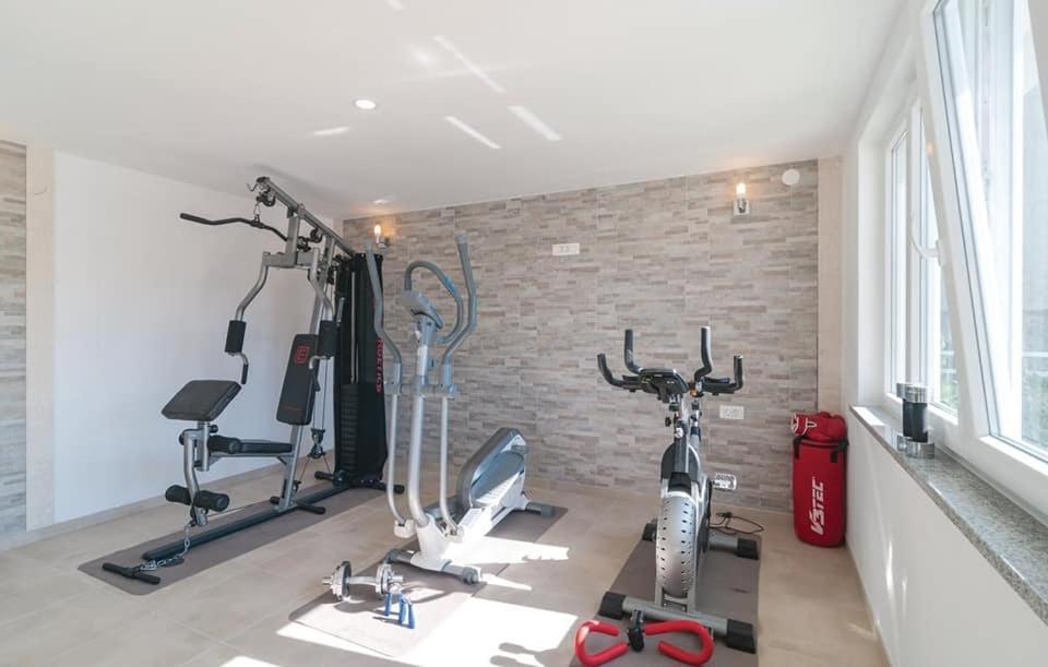 Apartments Mm بودْسْتغانا المظهر الخارجي الصورة