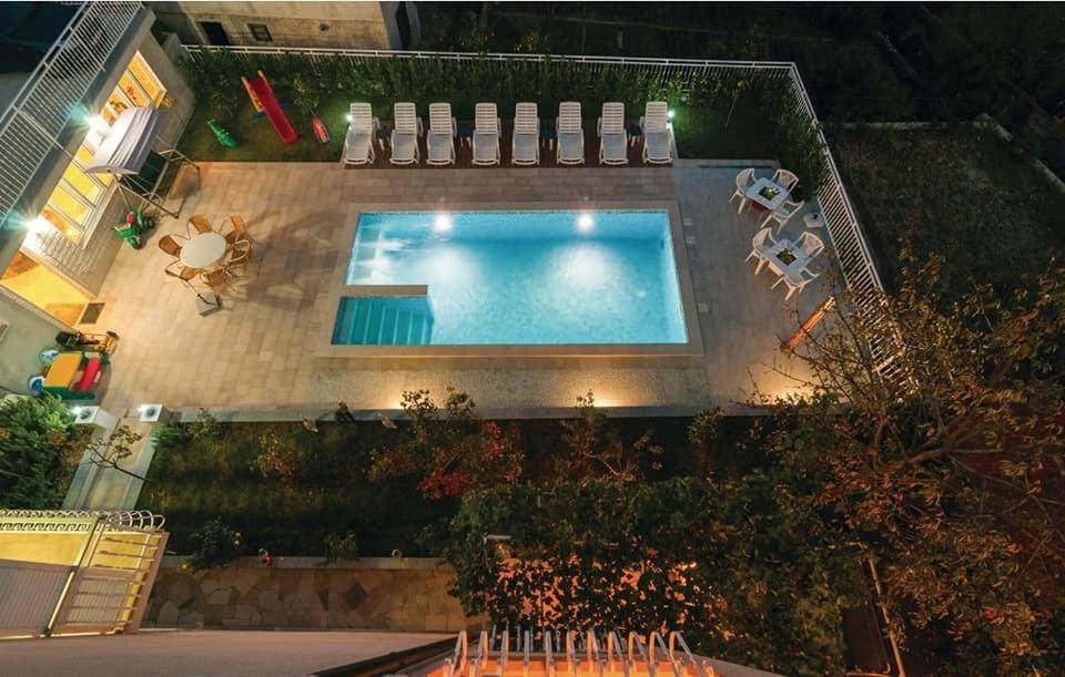 Apartments Mm بودْسْتغانا المظهر الخارجي الصورة