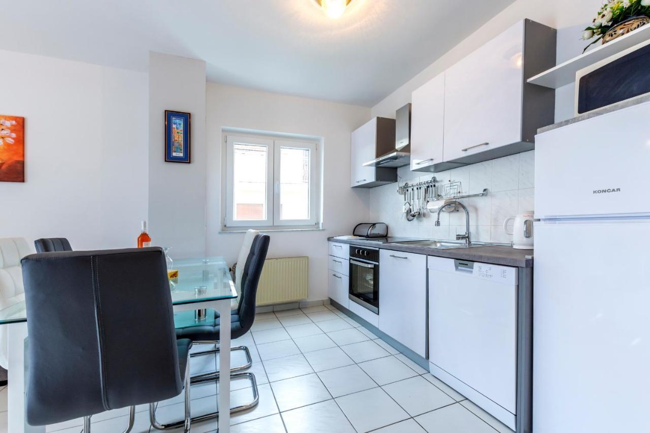 Apartments Mm بودْسْتغانا المظهر الخارجي الصورة