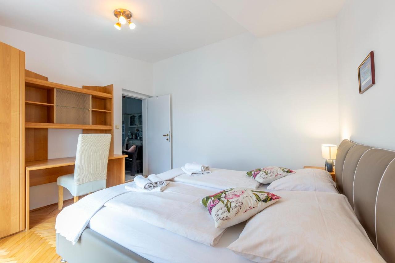 Apartments Mm بودْسْتغانا المظهر الخارجي الصورة